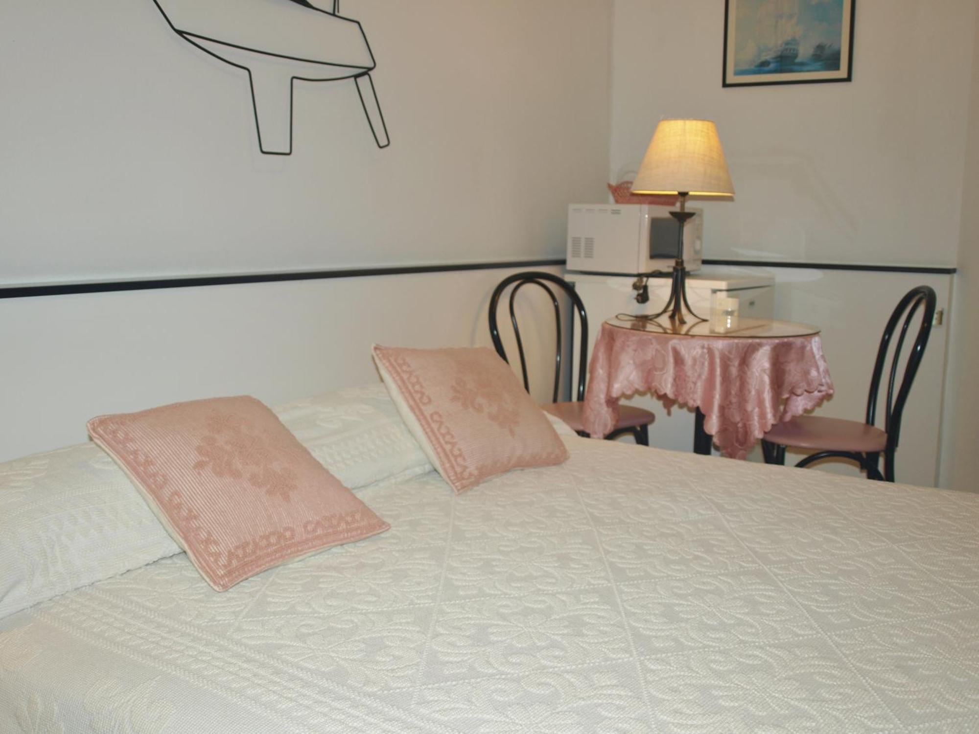 Hotel La Conchiglia La Maddalena  Rom bilde