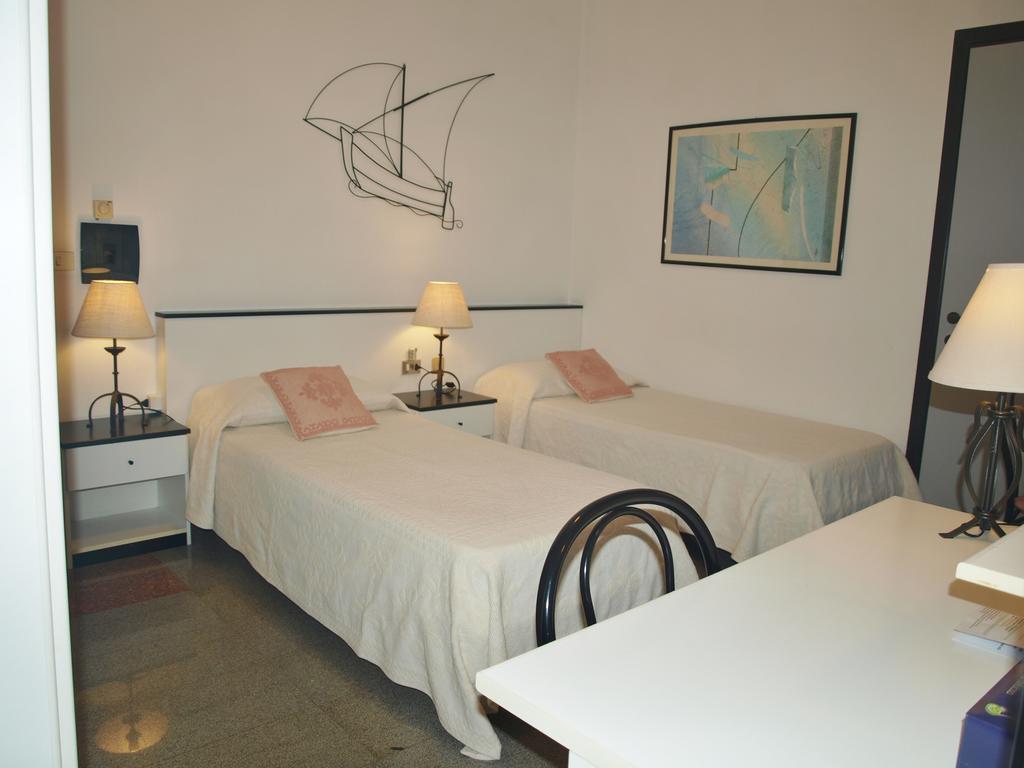 Hotel La Conchiglia La Maddalena  Rom bilde